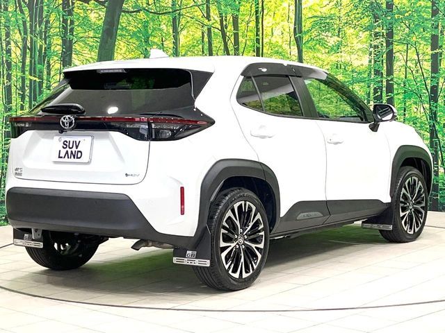 YARIS CROSS HYBRID