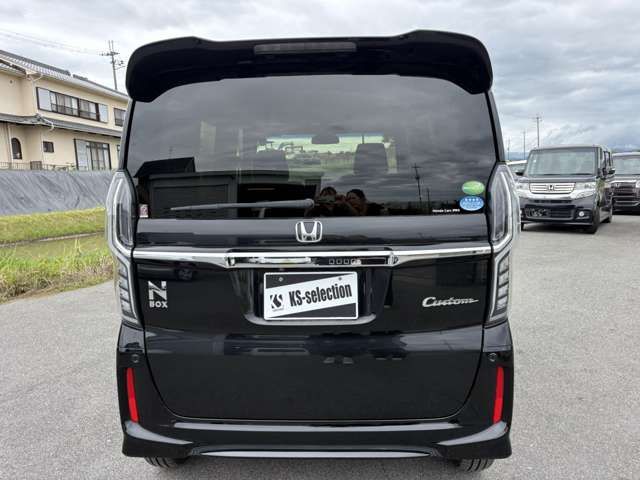 N BOX CUSTOM