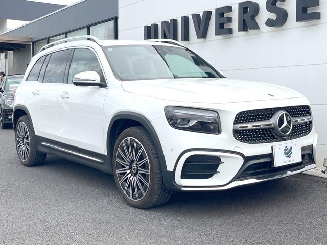 MERCEDES BENZ GLB
