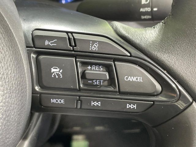 YARIS CROSS HYBRID