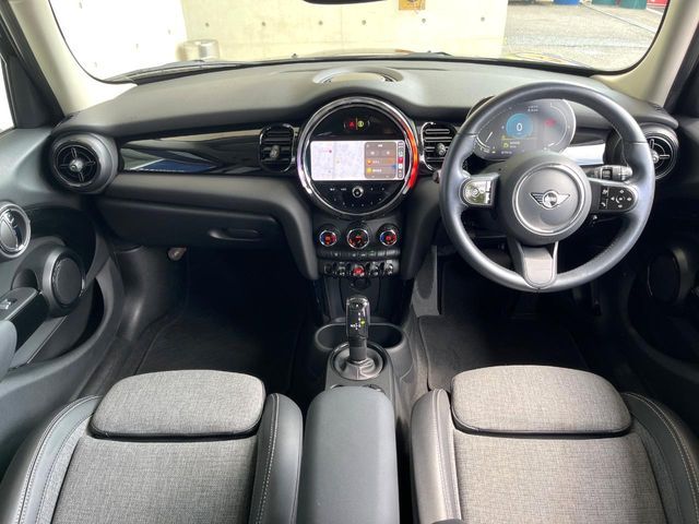 MINI COOPER 5DOOR