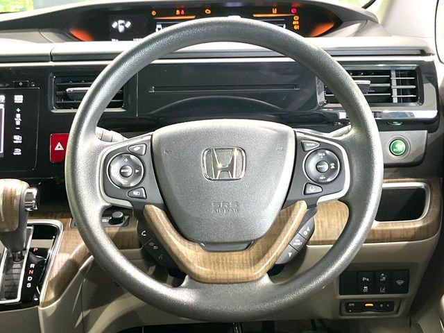 STEPWAGON 4WD