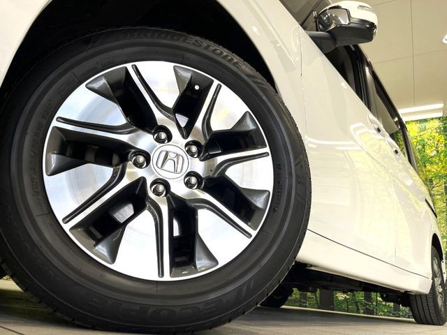 STEPWAGON 4WD