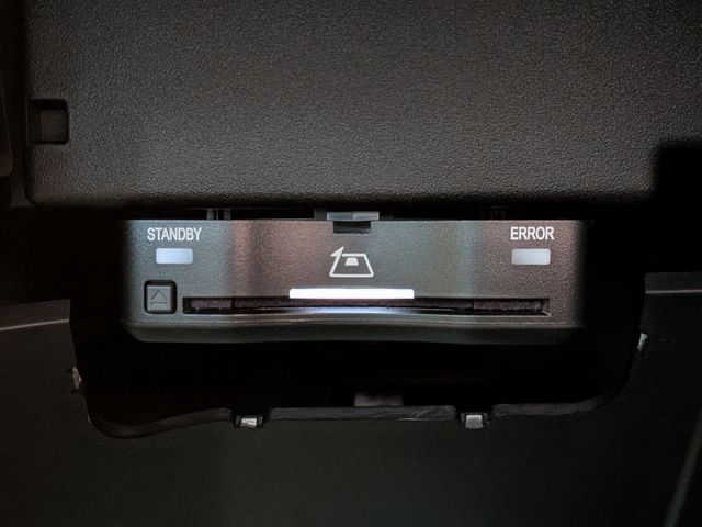 MERCEDES BENZ EQB