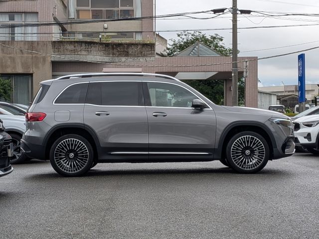 MERCEDES BENZ EQB