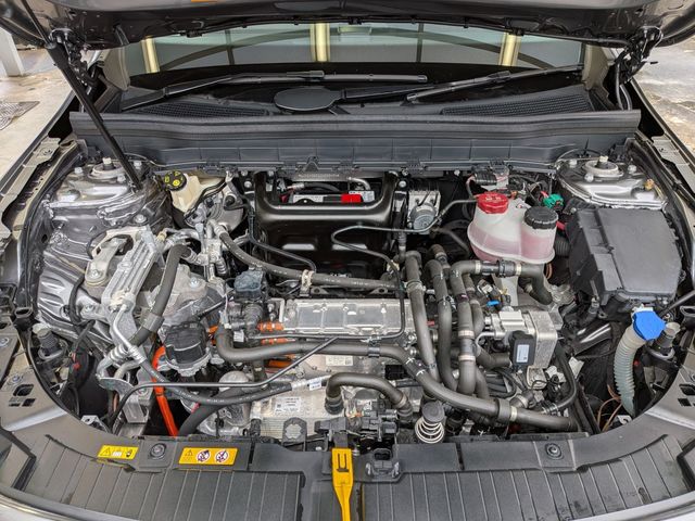 MERCEDES BENZ EQB