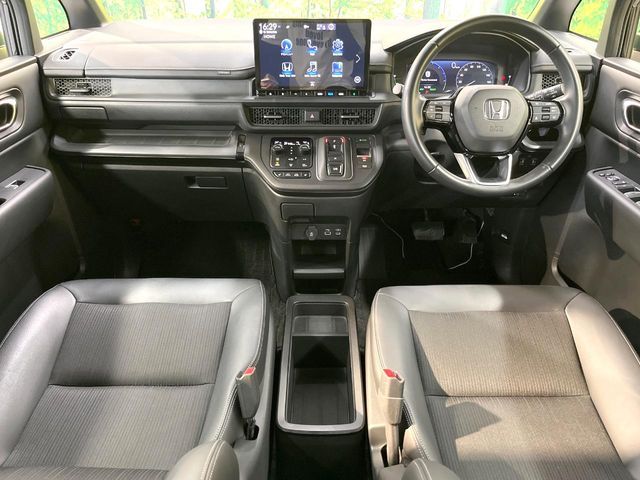 STEPWAGON e:HEV SPADA