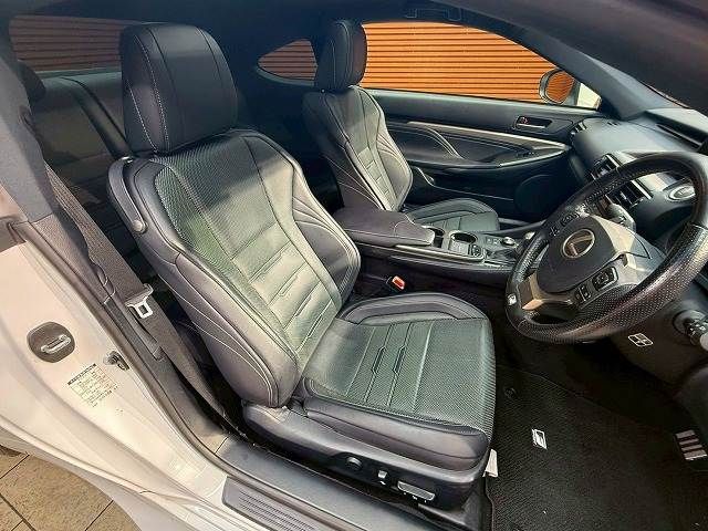 LEXUS RC200t