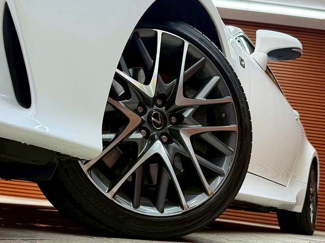 LEXUS RC200t