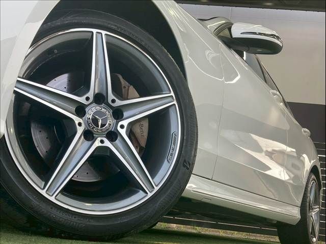 MERCEDES BENZ C class sedan