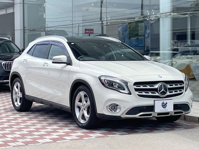 MERCEDES BENZ GLA class