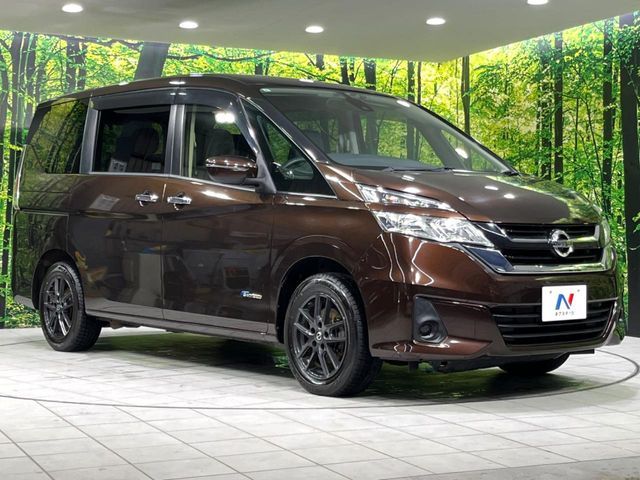 SERENA  S-HYBRID 4WD