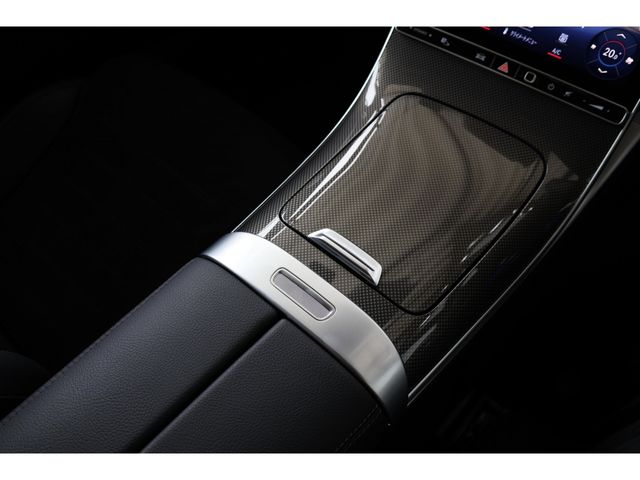MERCEDES BENZ C class sedan