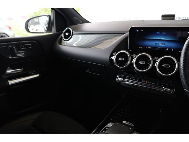 MERCEDES BENZ B class
