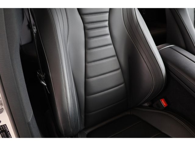 MERCEDES BENZ E class sedan