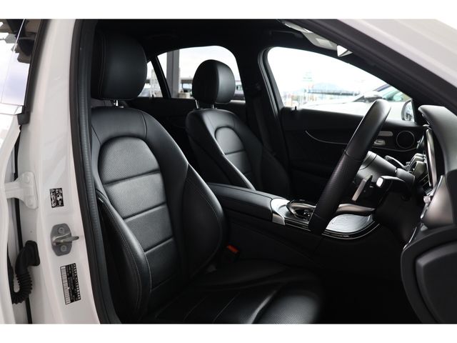 MERCEDES BENZ C class sedan
