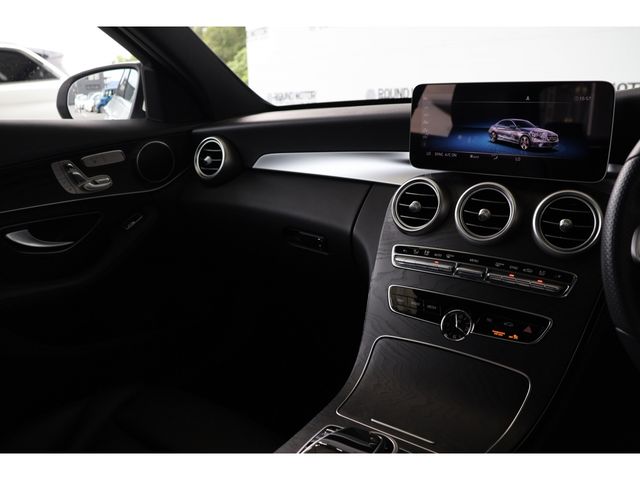 MERCEDES BENZ C class sedan