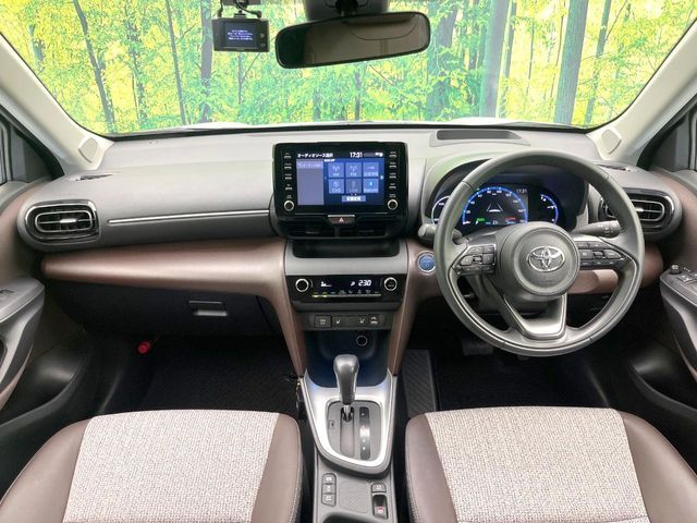 YARIS CROSS HYBRID