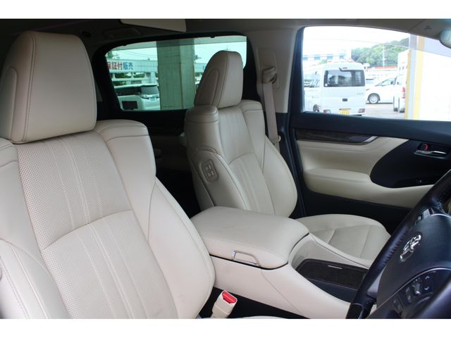 ALPHARD hybrid 4WD