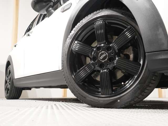 MINI COOPER SD 5DOOR