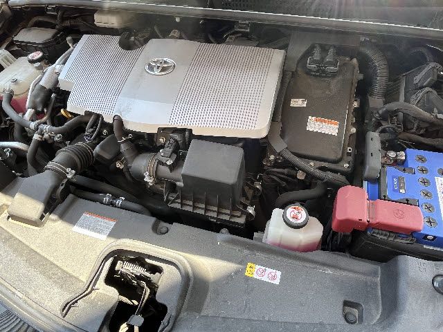 PRIUS PHV