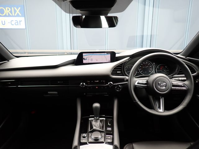 MAZDA3 FASTBACK