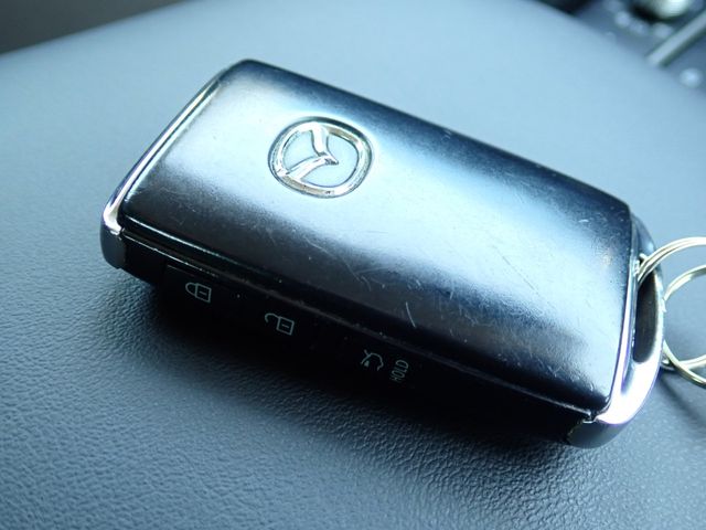 MAZDA3 SEDAN