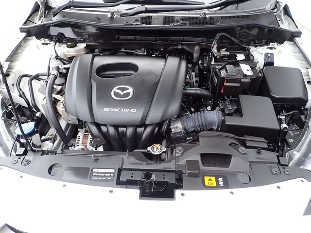 MAZDA2