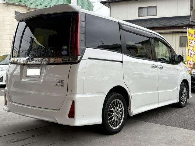 NOAH HYBRID