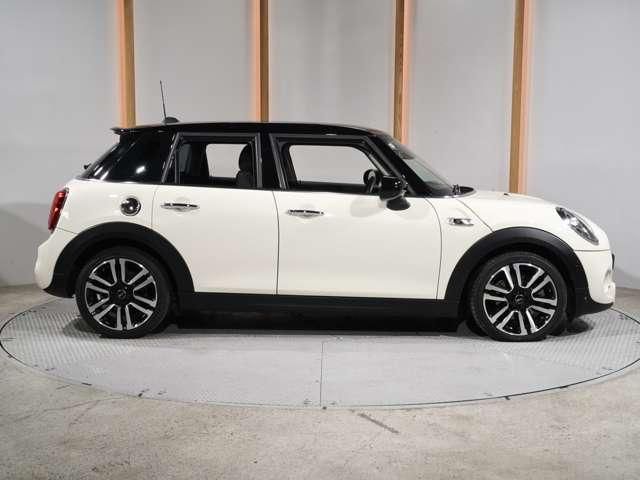 MINI COOPER S 5DOOR