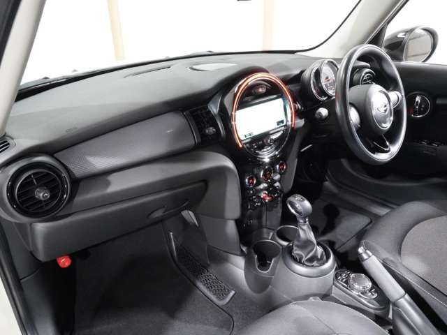 BMW MINI COOPER 5DOOR