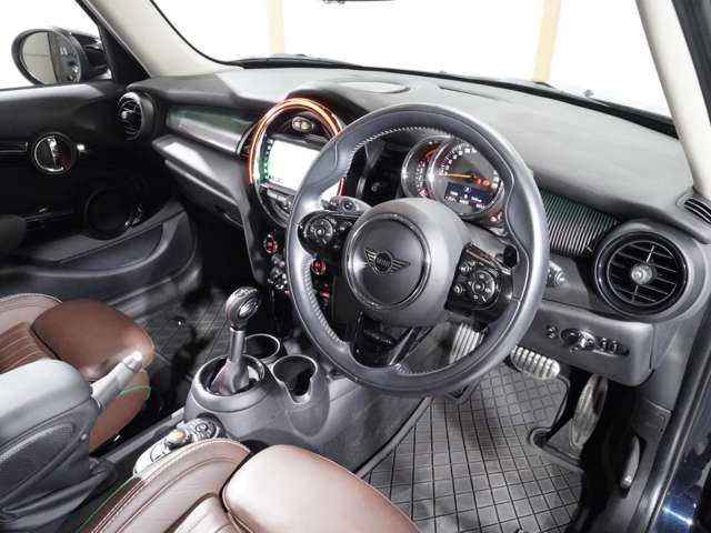 MINI COOPER SD 5DOOR