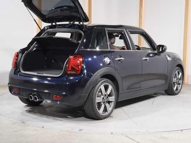 MINI COOPER SD 5DOOR