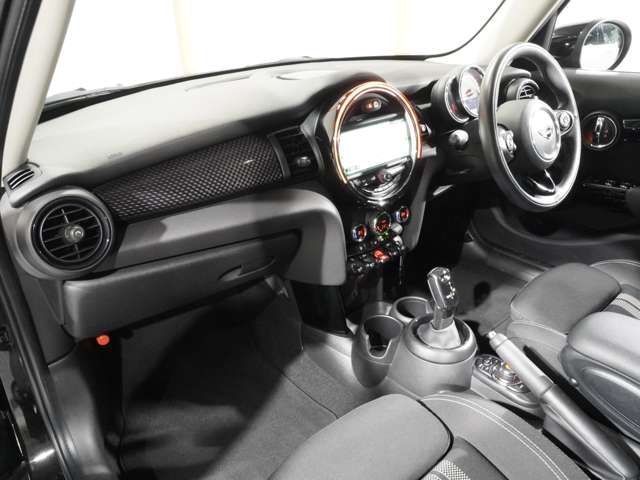 MINI COOPER SD 5DOOR