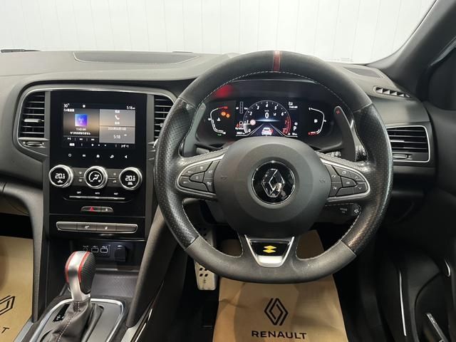 RENAULT MEGANE hatchback