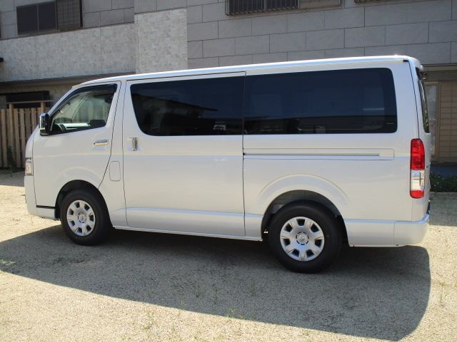 HIACE van 2WD