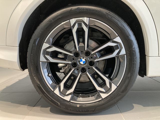 BMW iX2