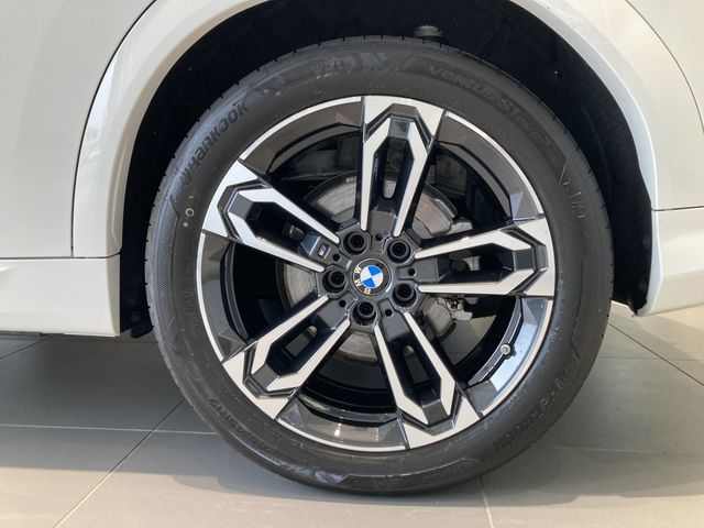 BMW iX2