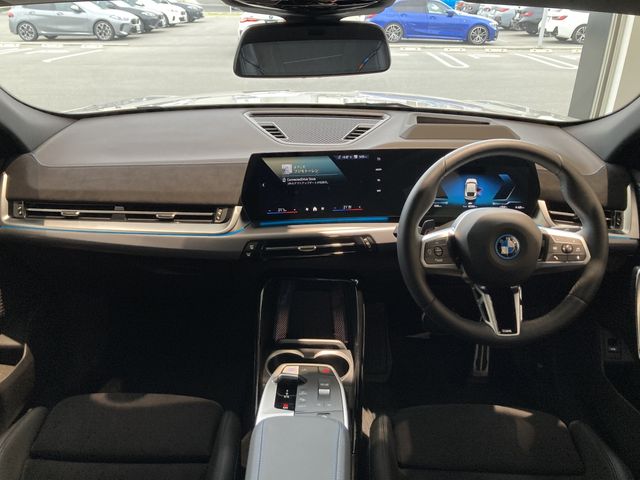 BMW iX2