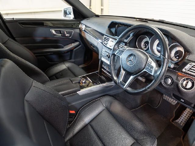 MERCEDES BENZ E class stationwagon