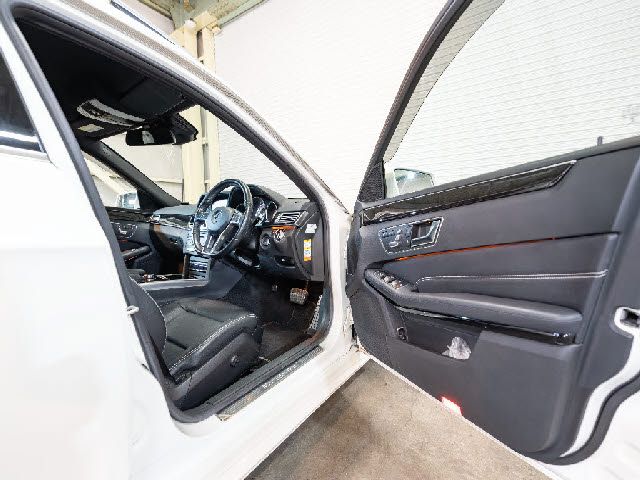 MERCEDES BENZ E class stationwagon