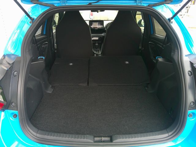 YARIS HYBRID