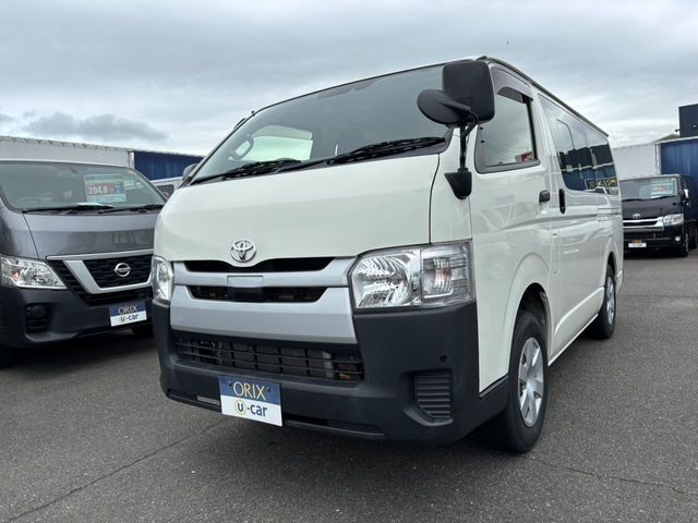REGIUSACE van 4WD
