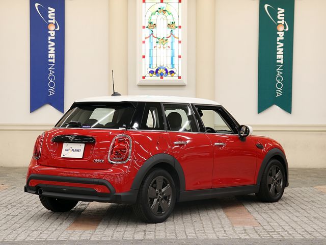 MINI COOPER 5DOOR