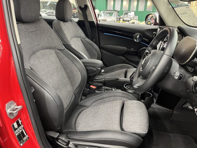 MINI COOPER 5DOOR