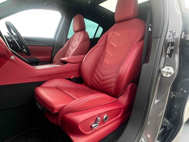 MASERATI Grecale