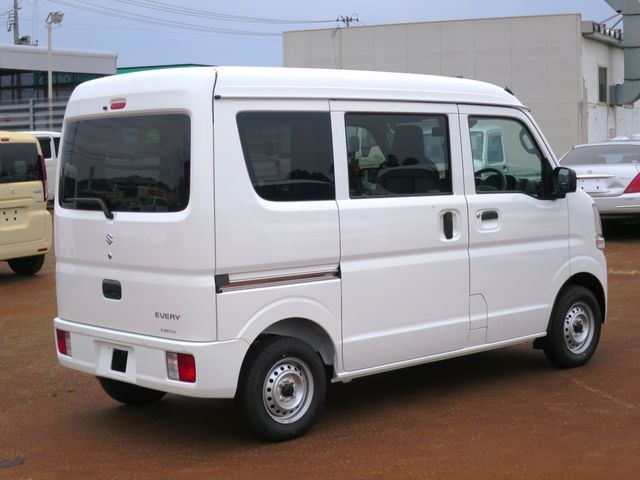 EVERY van 4WD