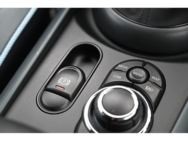 MINI COOPER CLUBMAN