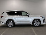 LEXUS LX600