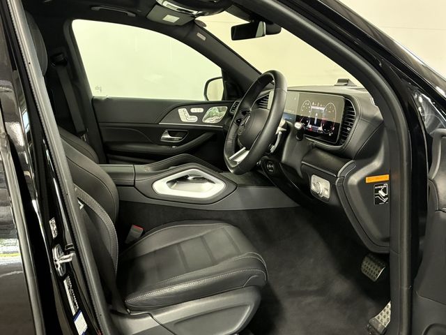 MERCEDES BENZ GLS class